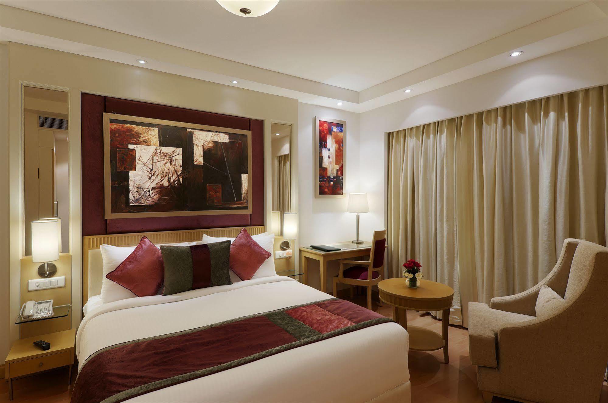 Vista Park Hotel Gurgaon Ngoại thất bức ảnh
